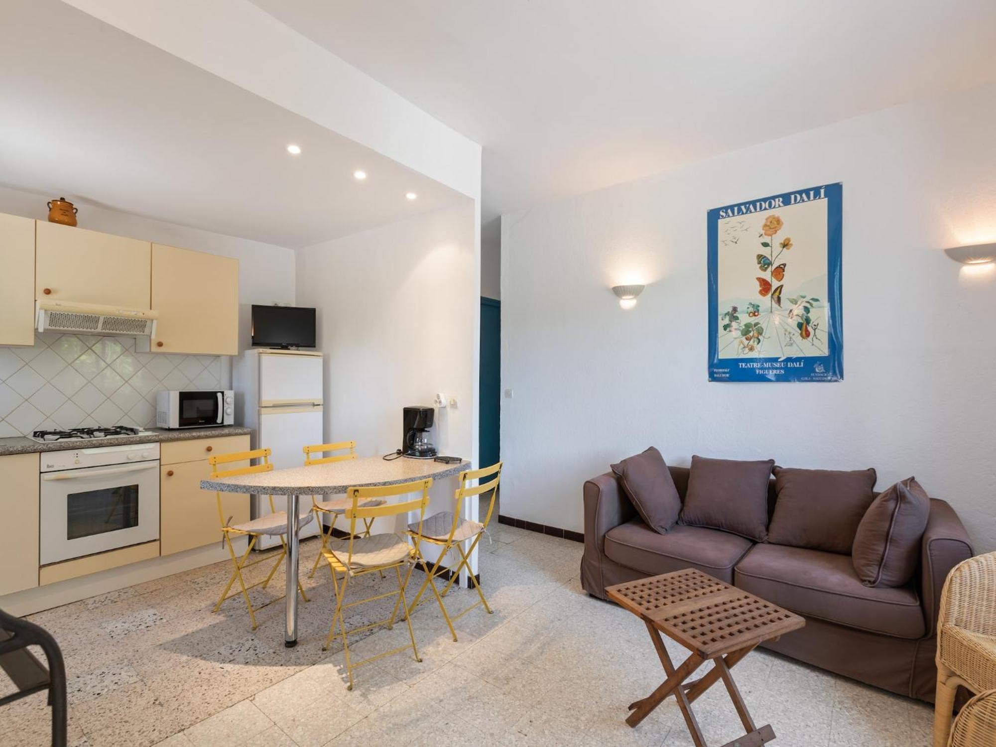 Apartment With Pool Amid Vineyards And Near The Beach Meze Exterior photo